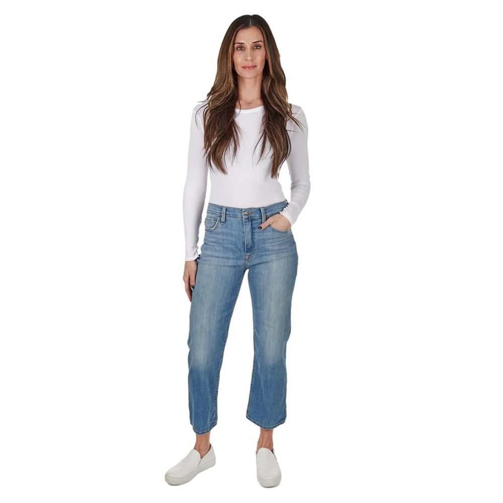 Hudson Women's Noa Mid Rise Straight
Crop Jeans